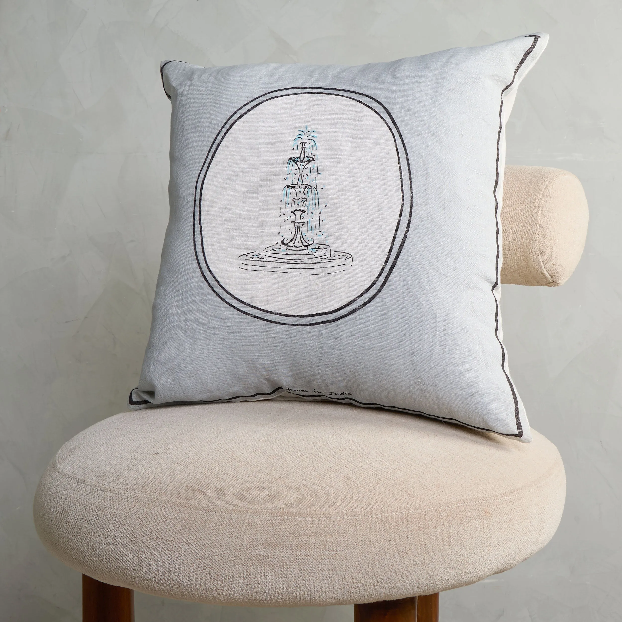 Fountain Burst Cushion