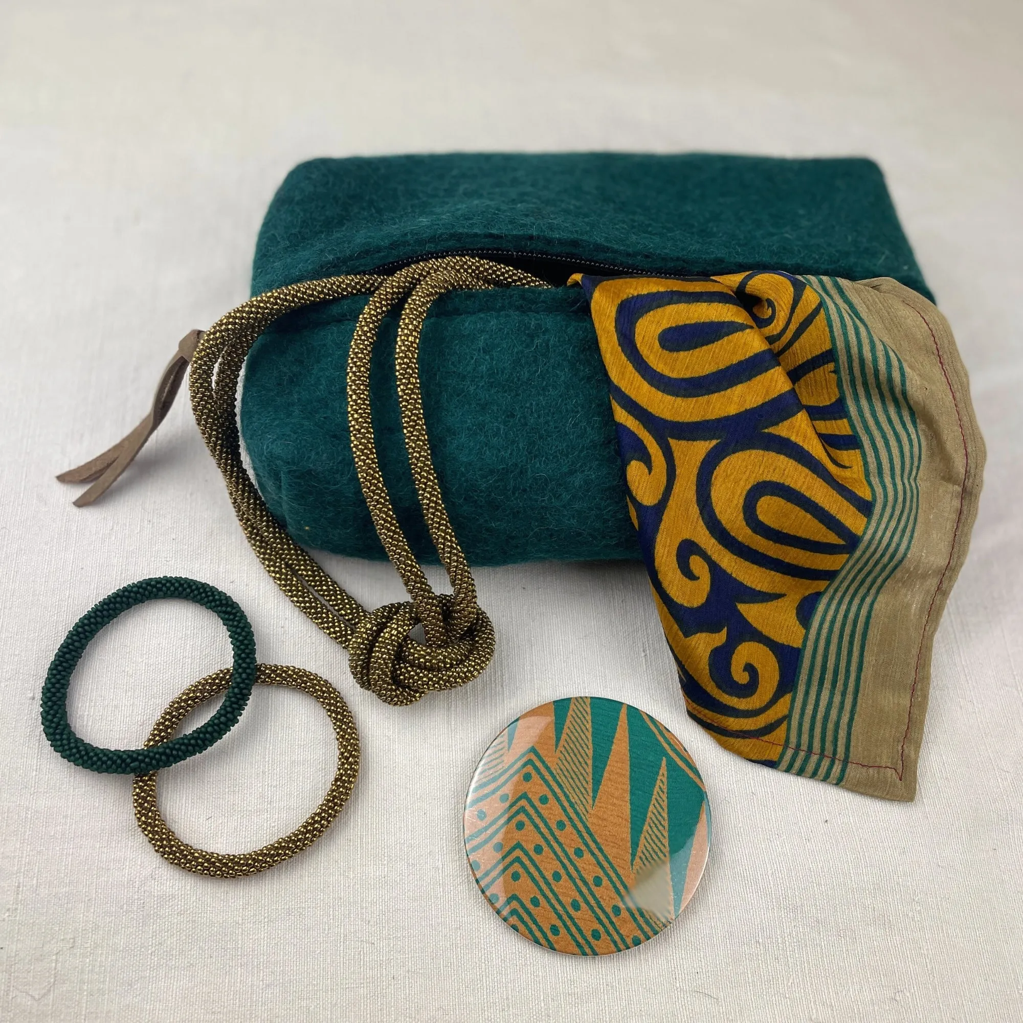 FULI Recycled Sari Fabric Handbag Travel Mirror