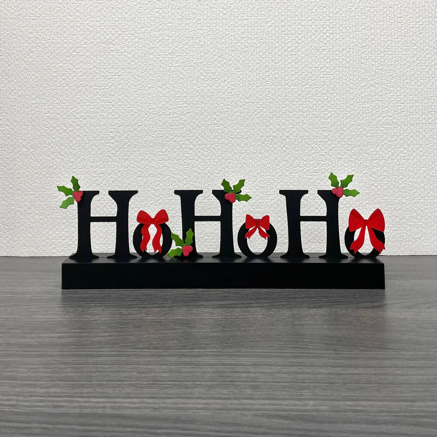 "HoHoHo" Magnetic Word w/ Wood Base