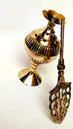 S.S TRADERS Pure Brass Antique Mughal Design Surmedani for all Person 5 inch. design (Kharbooza)